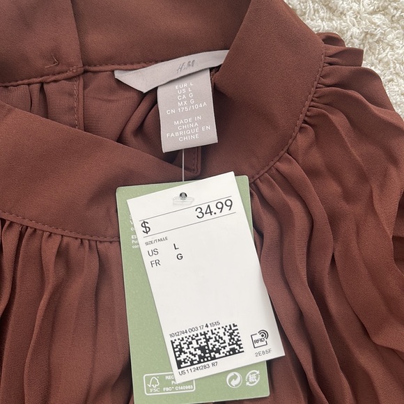 H&M brown blouse. NEW! - Picture 3 of 6